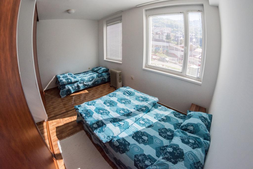 Apartment Vera Plužine Ngoại thất bức ảnh